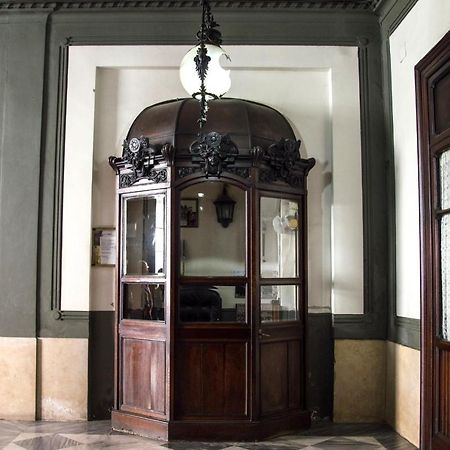 B&B La Rosa Dei Venti Napoli Bagian luar foto