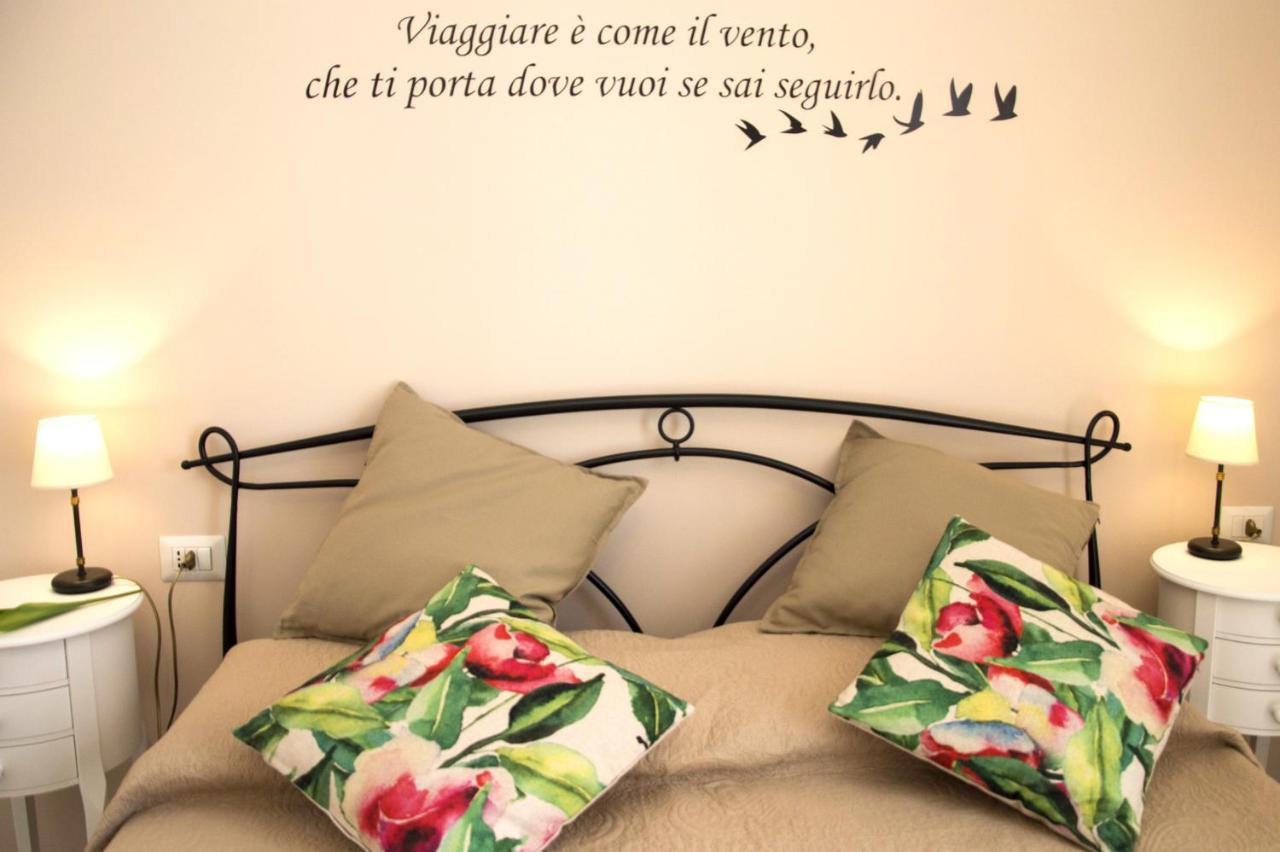 B&B La Rosa Dei Venti Napoli Bagian luar foto