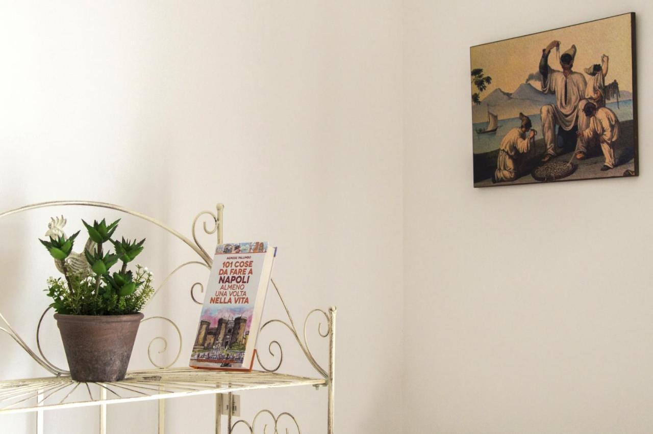 B&B La Rosa Dei Venti Napoli Bagian luar foto
